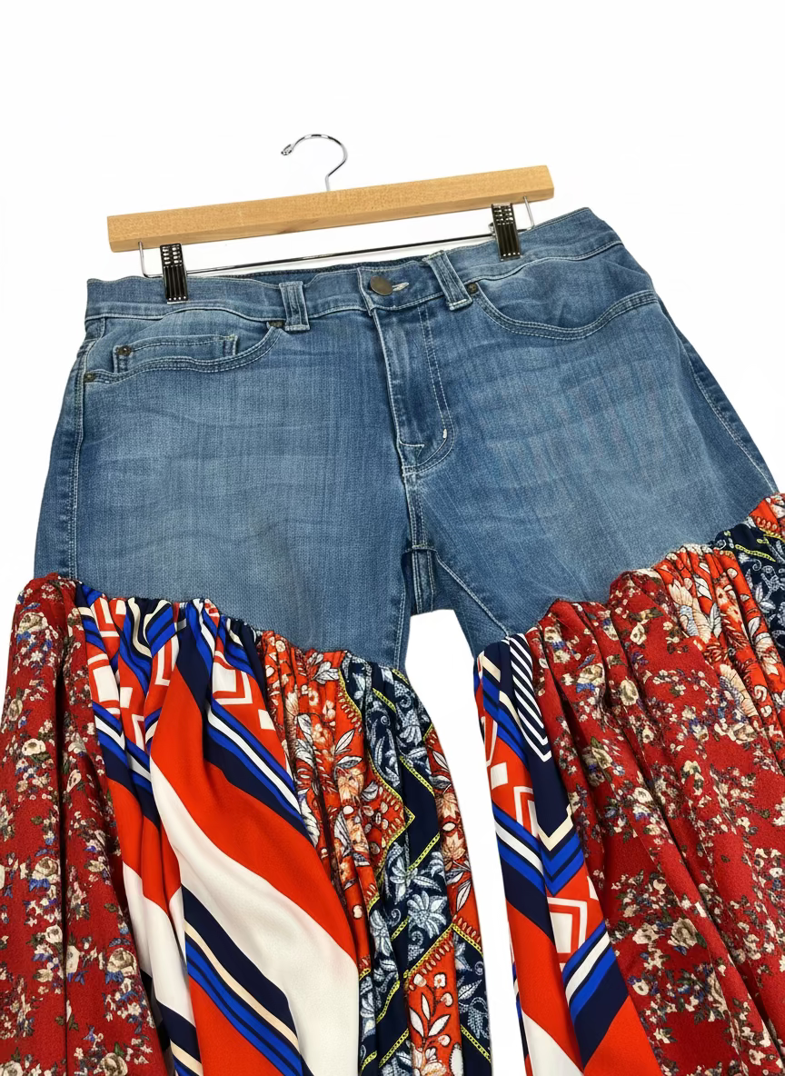 Bloomer Red and White